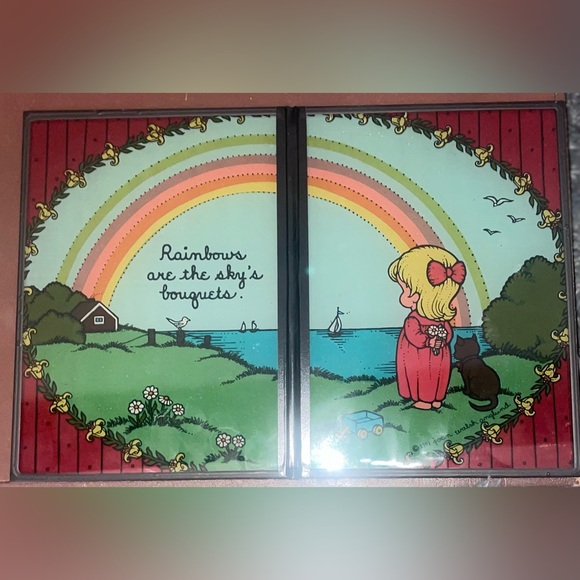 Joan Walsh Anglund signed stained glass “Rainbows are the sky’s bouquets” 1981 - Picture 2 of 5